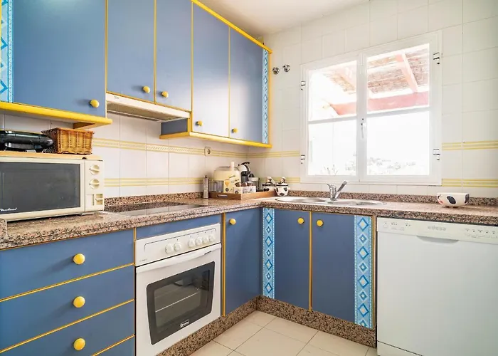 2 Bedroom Gorgeous In