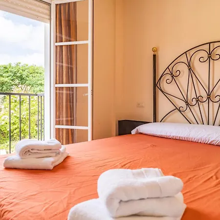 2 Bedroom Gorgeous In * Málaga